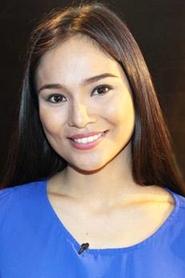 Julia Clarete portrait