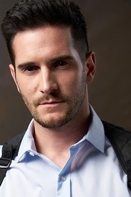 Nick Apostolides portrait