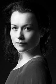 Laura Jennings portrait