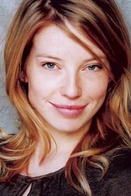 Joanna Douglas portrait