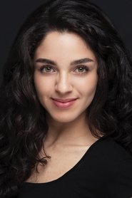 Begüm Akkaya portrait