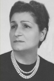 Lola Braccini portrait