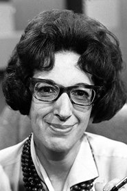 Marjorie Proops portrait