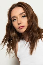 Jessica Barden portrait