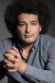 Luís Oliveira portrait