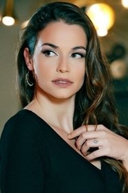 Laura Galvão portrait
