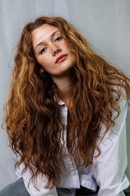 Maddy Rose portrait