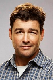 Kyle Chandler portrait