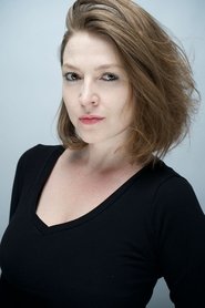 Ischa Bee portrait