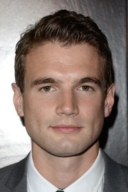 Alex Russell portrait