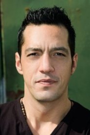 Toni Varvasoudis portrait