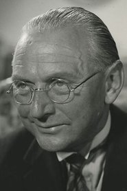 Knud Heglund portrait