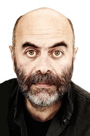 Ezel Akay portrait