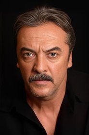 Mesut Akusta portrait