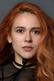 Luna Pilić portrait