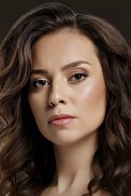 Derya Artemel portrait