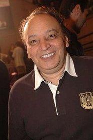 Cacá Carvalho portrait