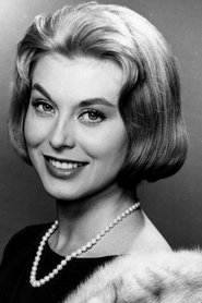Marianne Hold portrait