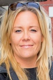 Linda Petersen portrait