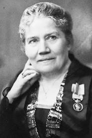 Thecla Åhlander portrait