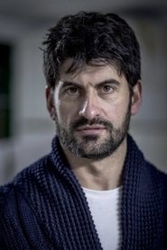 Toño Casais portrait