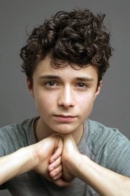 Lucas Jade Zumann portrait