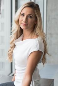 Amy Irons portrait