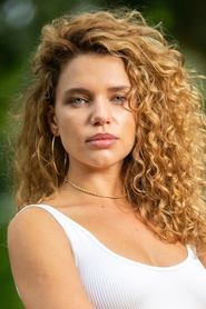 Bruna Linzmeyer portrait