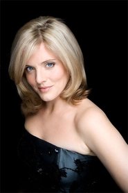 Méav Ní Mhaolchatha portrait