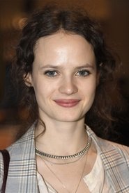 Jana McKinnon portrait