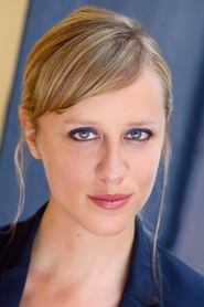 Betsy Holt portrait
