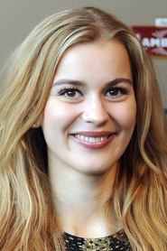 Emmelie de Forest portrait