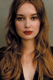 Thays Gorga portrait