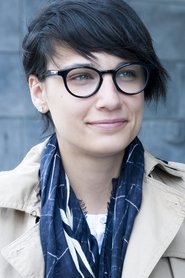 Chloé Robichaud portrait