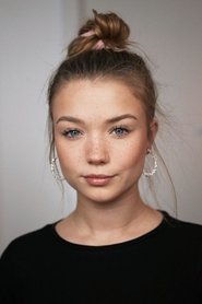 Julia Beautx portrait