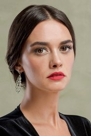 Hande Soral portrait