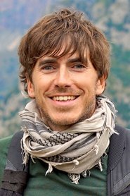 Simon Reeve portrait