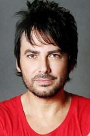 Beto Cuevas portrait
