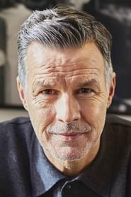 Des Hamilton portrait