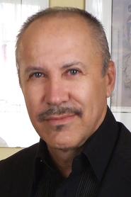 Héctor Noas portrait