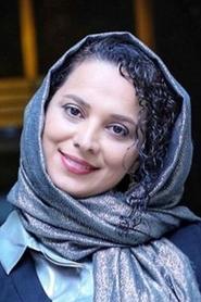 Roshanak Ajamian portrait