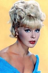 Elke Sommer portrait