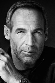 Mike Horn portrait