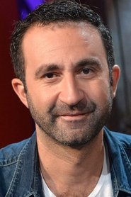 Mathieu Madénian portrait