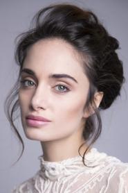 Denise Capezza portrait