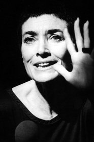 Béatrice Arnac portrait