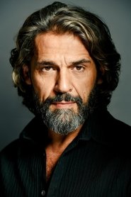 Oscar Foronda portrait