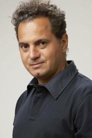 Breno Silveira portrait