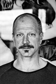 Simon Hatzl portrait
