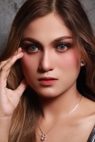 Evelyn Aurora portrait